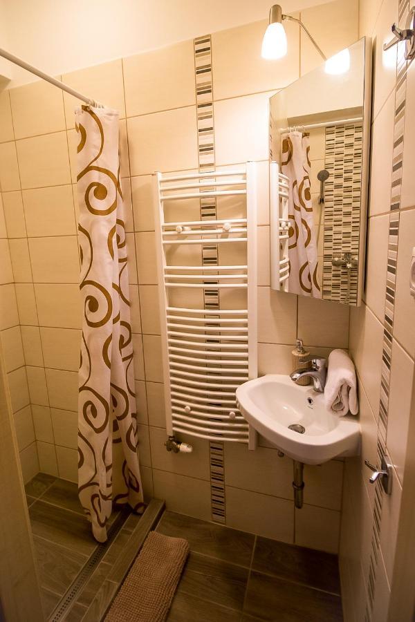 Thermal Next I Weninger Apartman Kiskunhalas Dış mekan fotoğraf